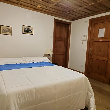 Grand Apartment *